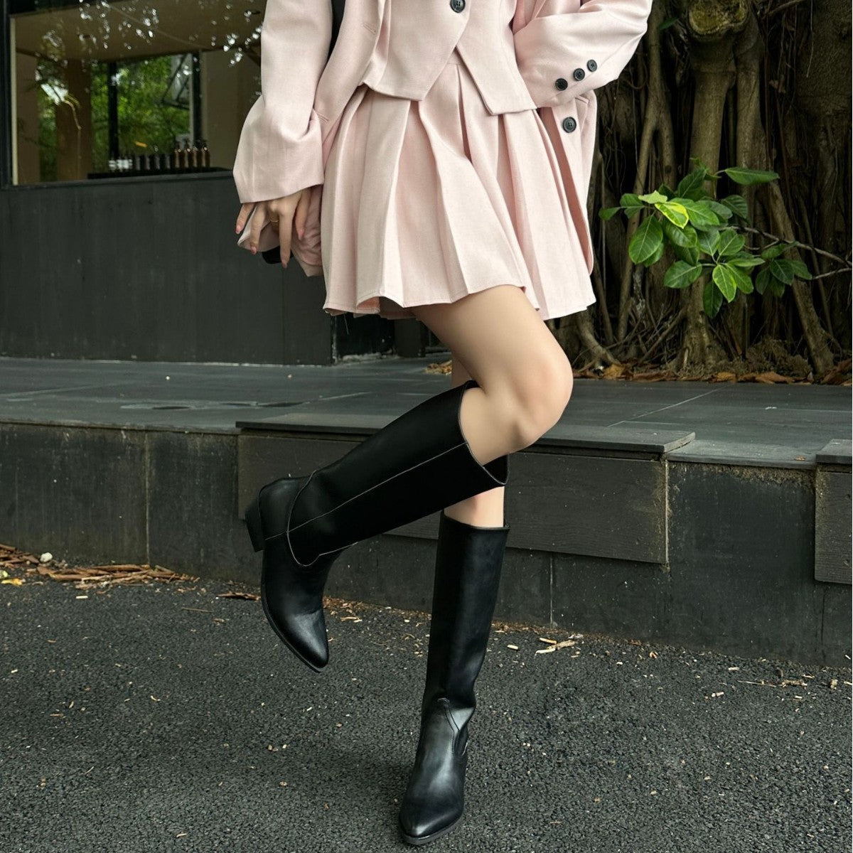 AURA™ - Sleek High-Rise Boots